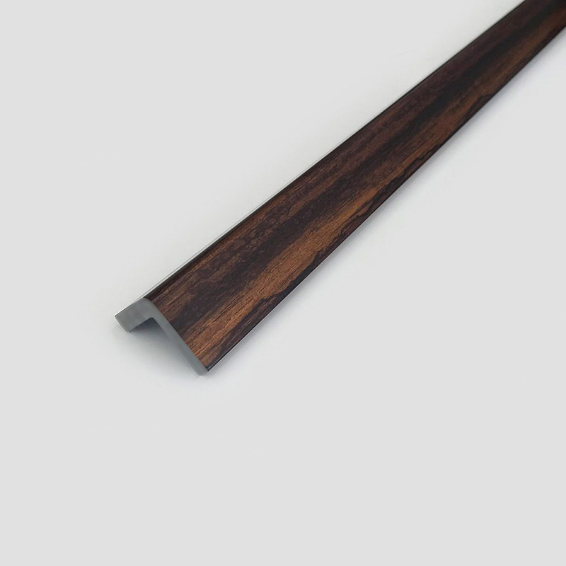 Alternative view of نبشی پلی استایرن بهینا 3 سانتیمتر FC2